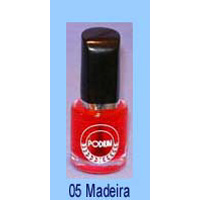 PODIUM ESMALTE DE UAS N.05 MADEIRA